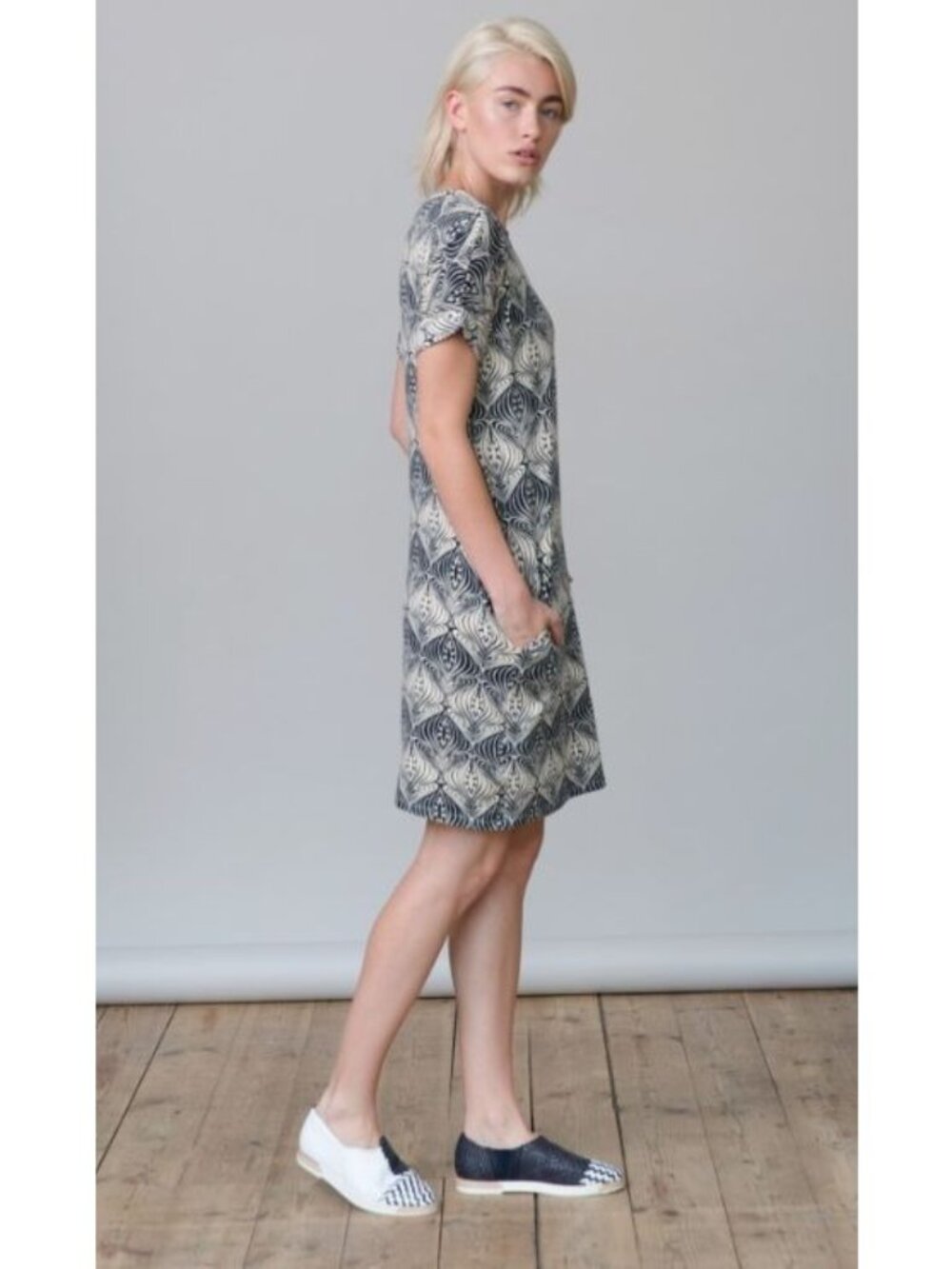 Frieda Sand Mini Dress M Pockets Scandi Playful Minimalist Organic Cotton Blend